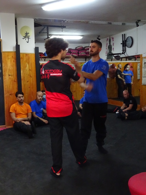 Kung Fu Academy di Sifu Mezzone Arti Marziali e palestra di Sport da Combattimento Wing Chun Weng Chun Tjun Tai Chi Taijiquan Qigong Sanda Difesa Personale (163)